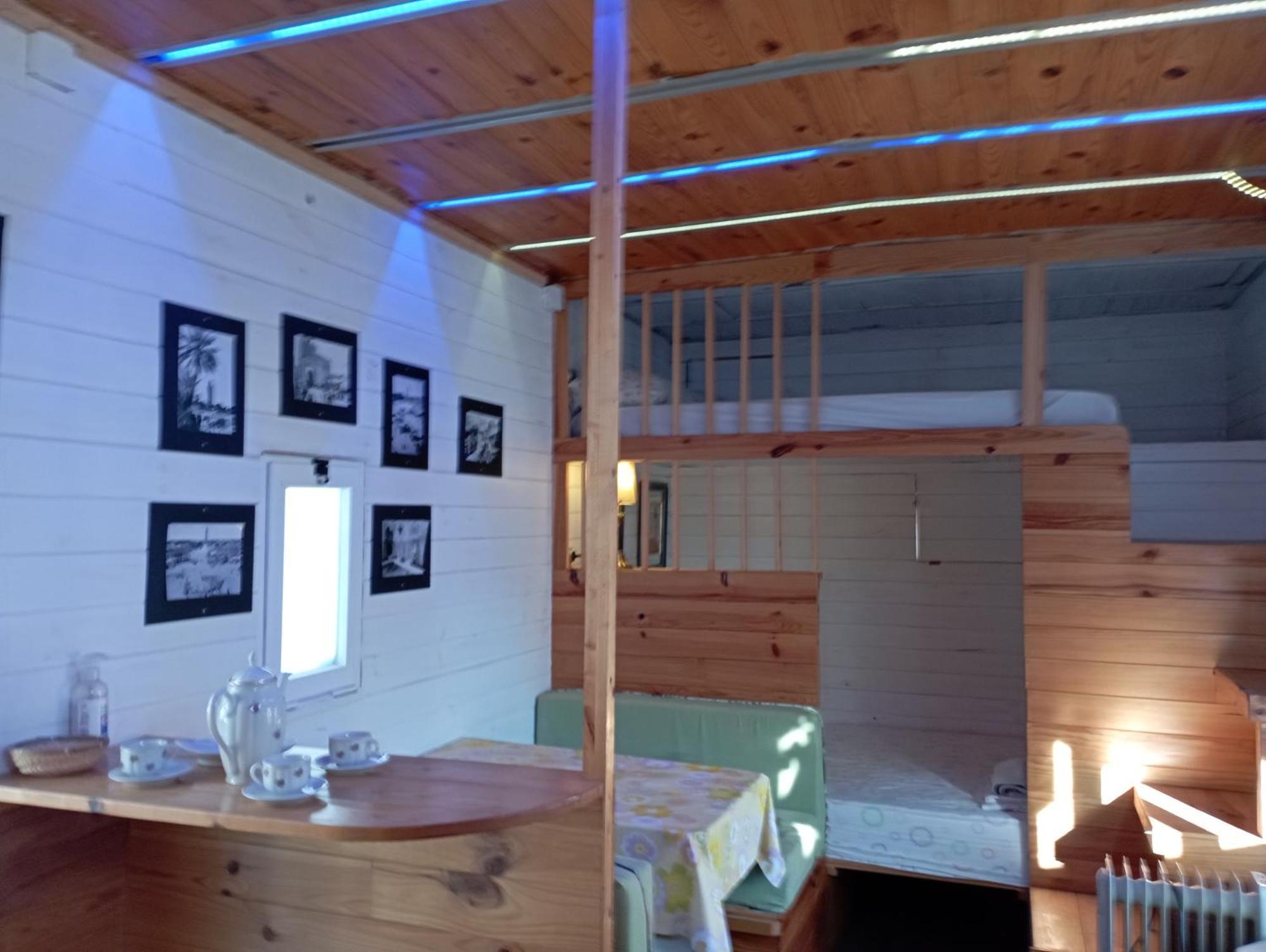 Caravanas Y Habitaciones Para Relajarse แซกส์ ภายนอก รูปภาพ