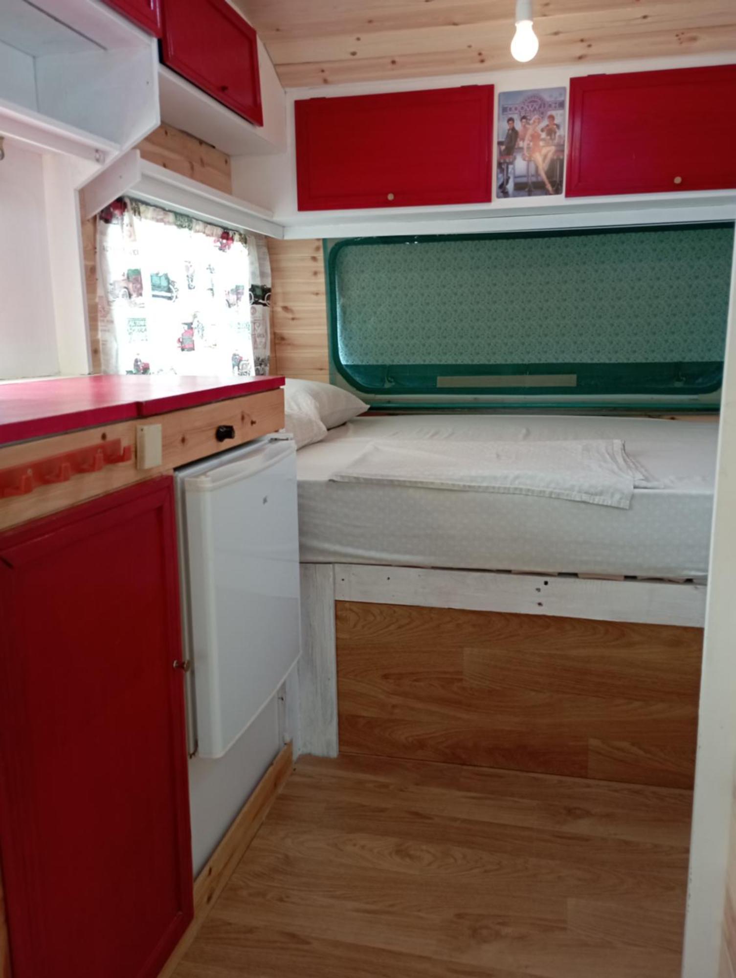 Caravanas Y Habitaciones Para Relajarse แซกส์ ภายนอก รูปภาพ