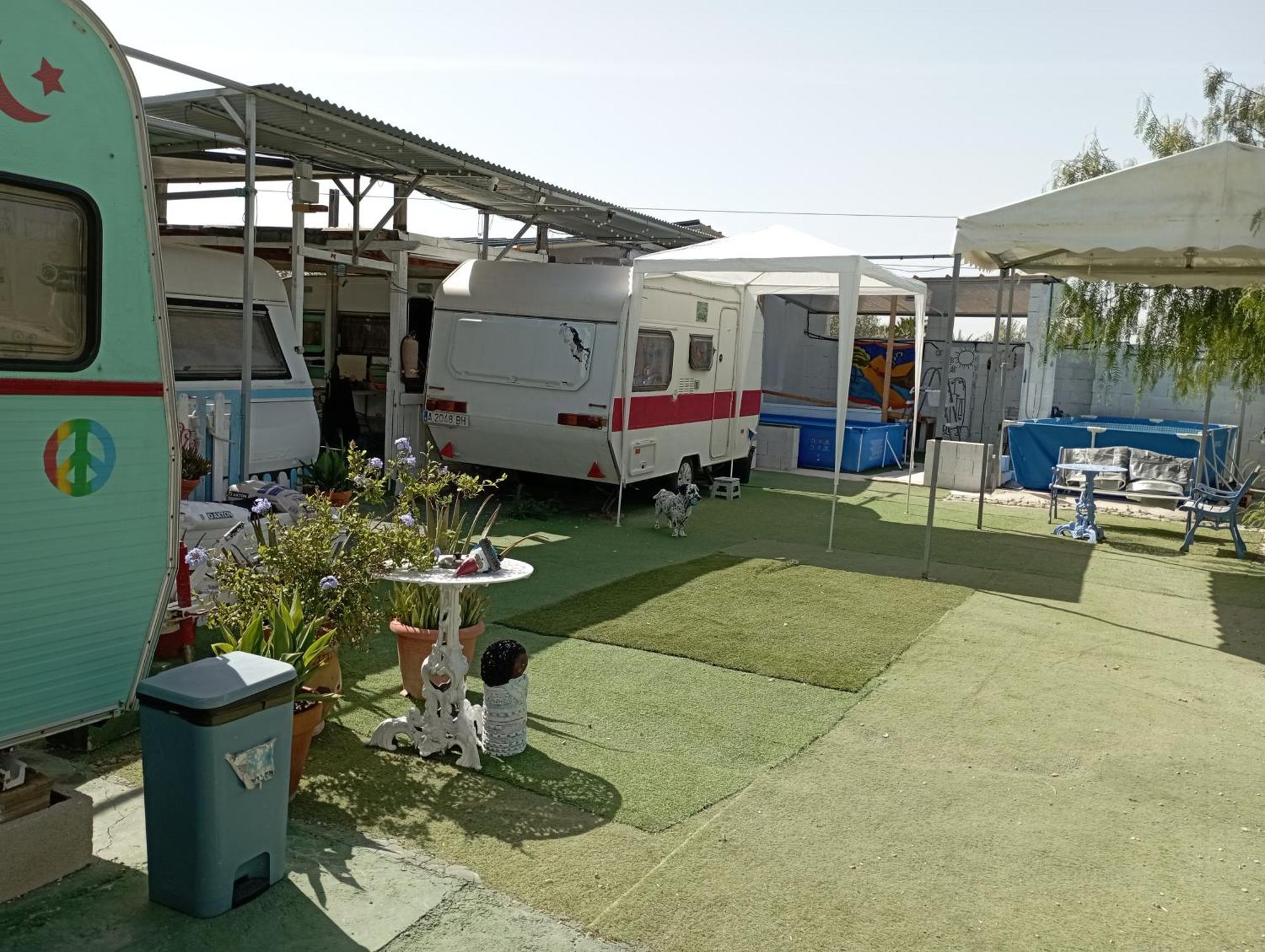 Caravanas Y Habitaciones Para Relajarse แซกส์ ภายนอก รูปภาพ