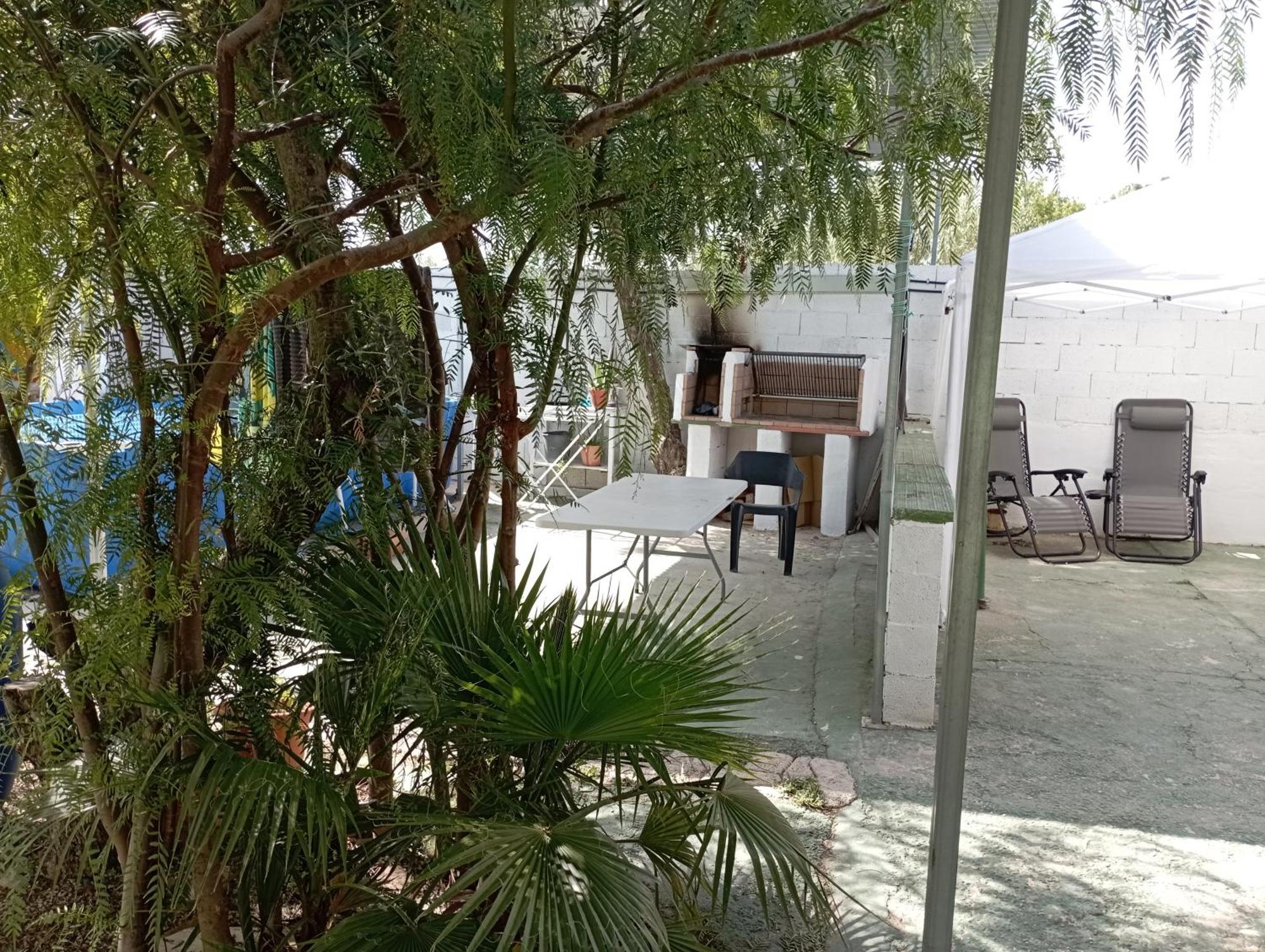 Caravanas Y Habitaciones Para Relajarse แซกส์ ภายนอก รูปภาพ